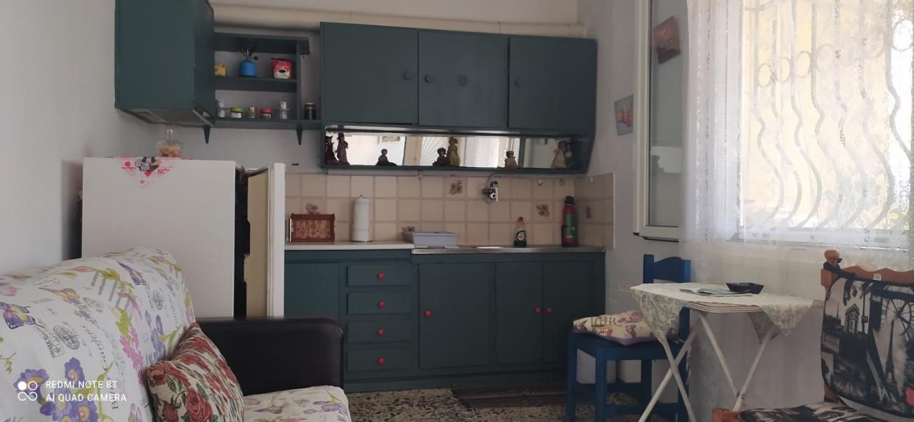 Apartamento Cozy House 3 Vrahati Exterior foto